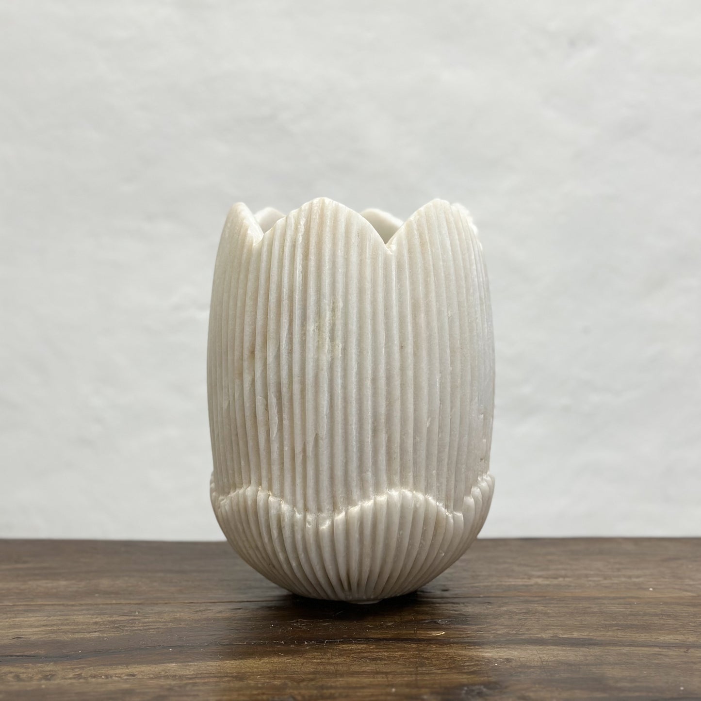Fluted-White-solid-Marble-Lotus-Fluted-Flower-Vase-India-Indian