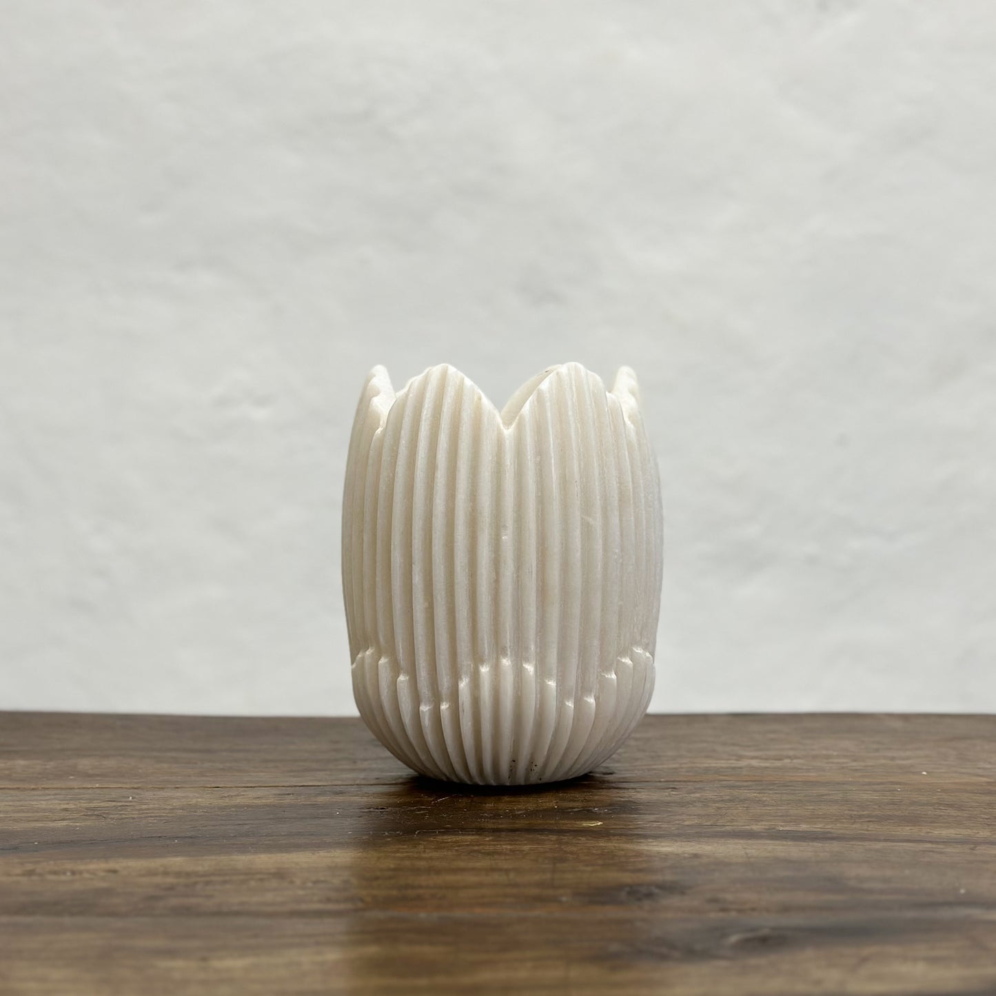 Fluted-White-solid-Marble-Lotus-Fluted-Flower-Vase-India-Indian