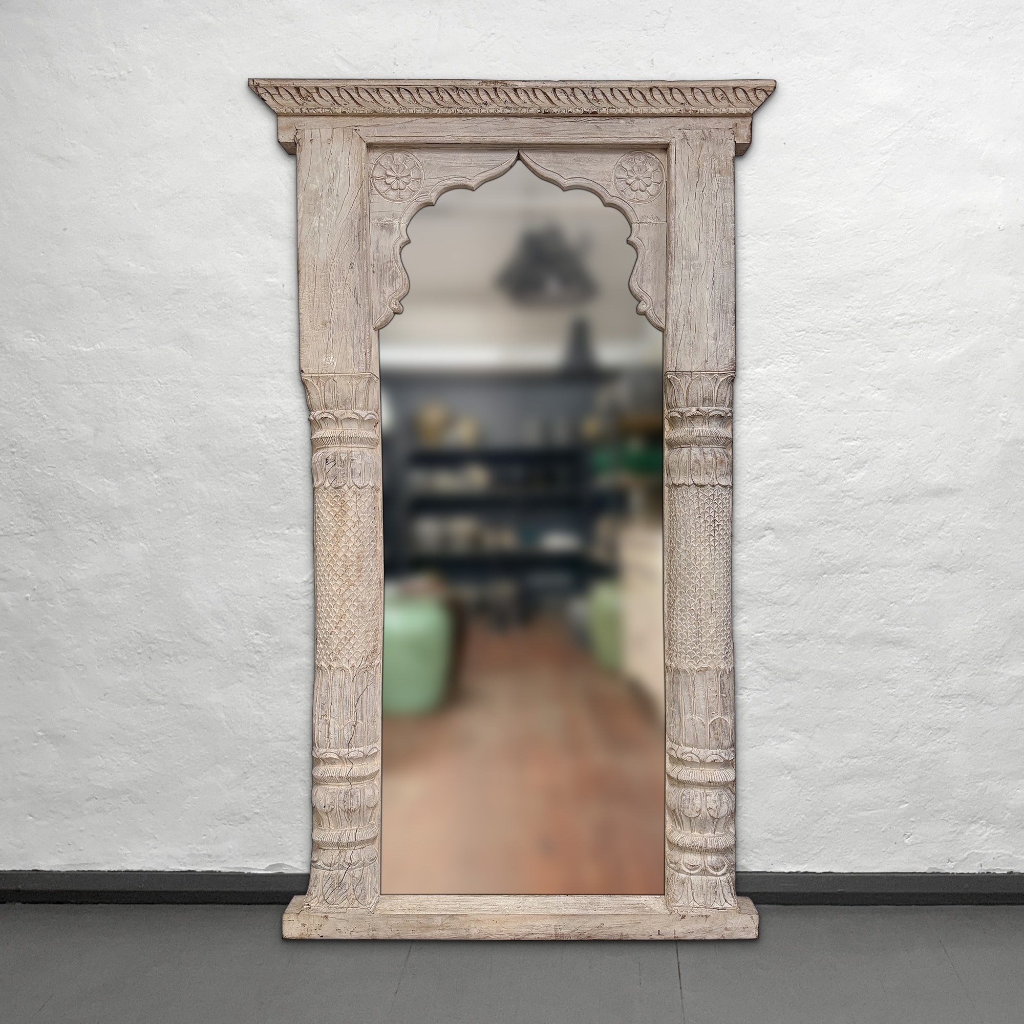 Bleached Mirror