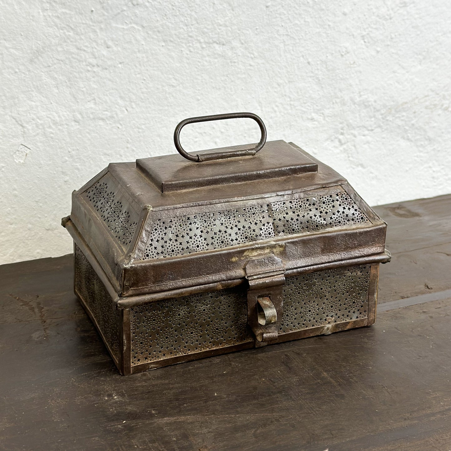 Iron Jali Box
