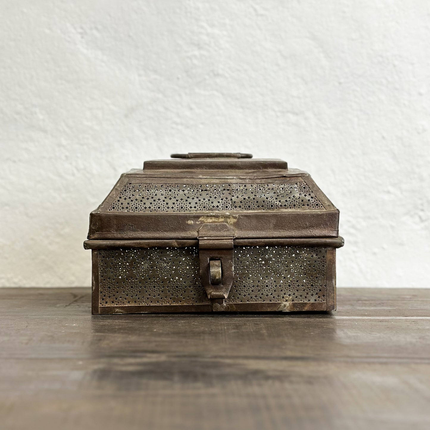 Iron Jali Box