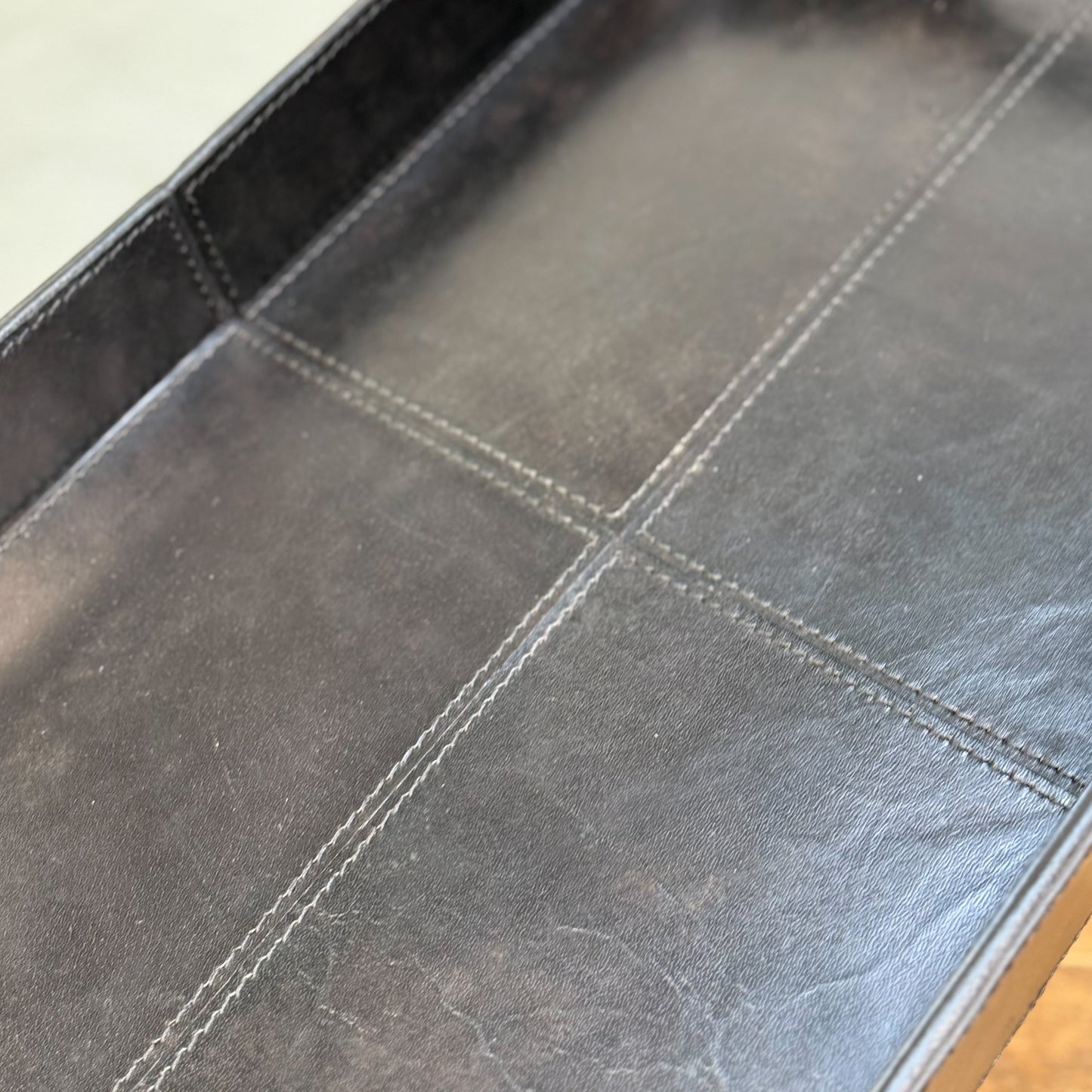 Black Oval Leather Tray