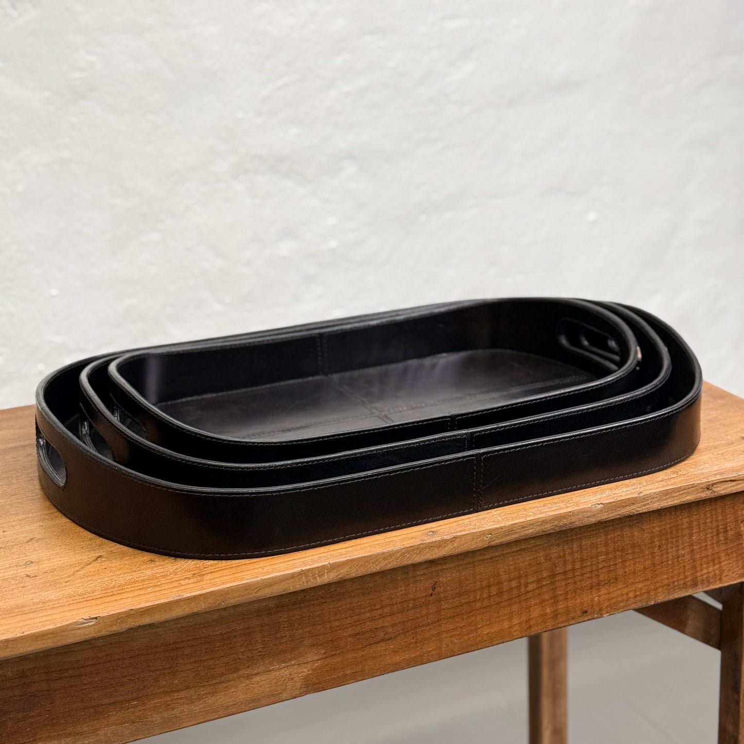 Black Oval Leather Tray