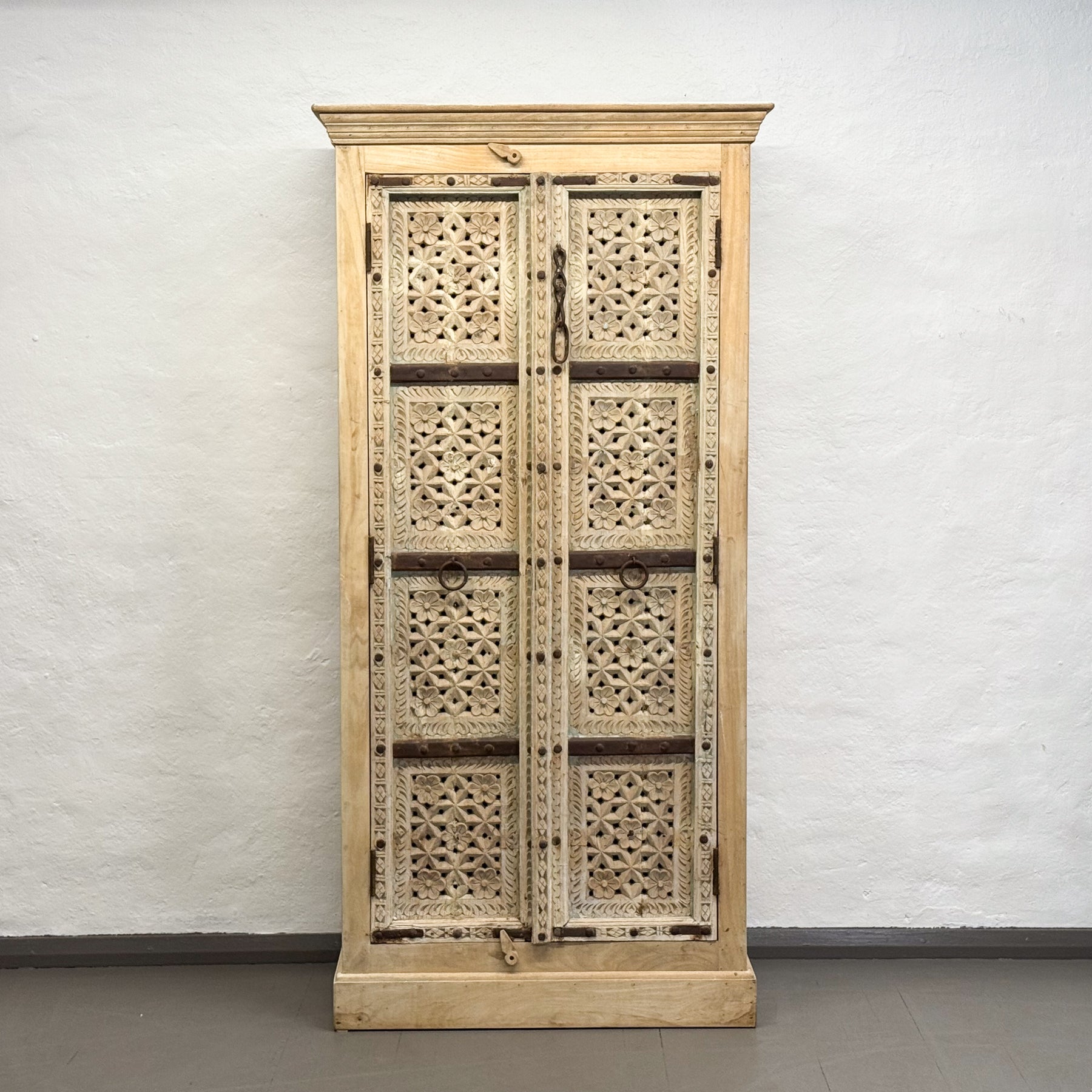 Pierced Door Almirah