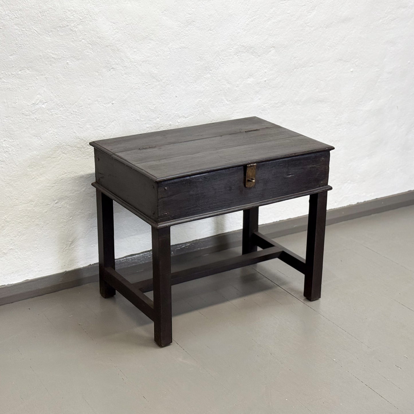 Lift Top Writing Table I