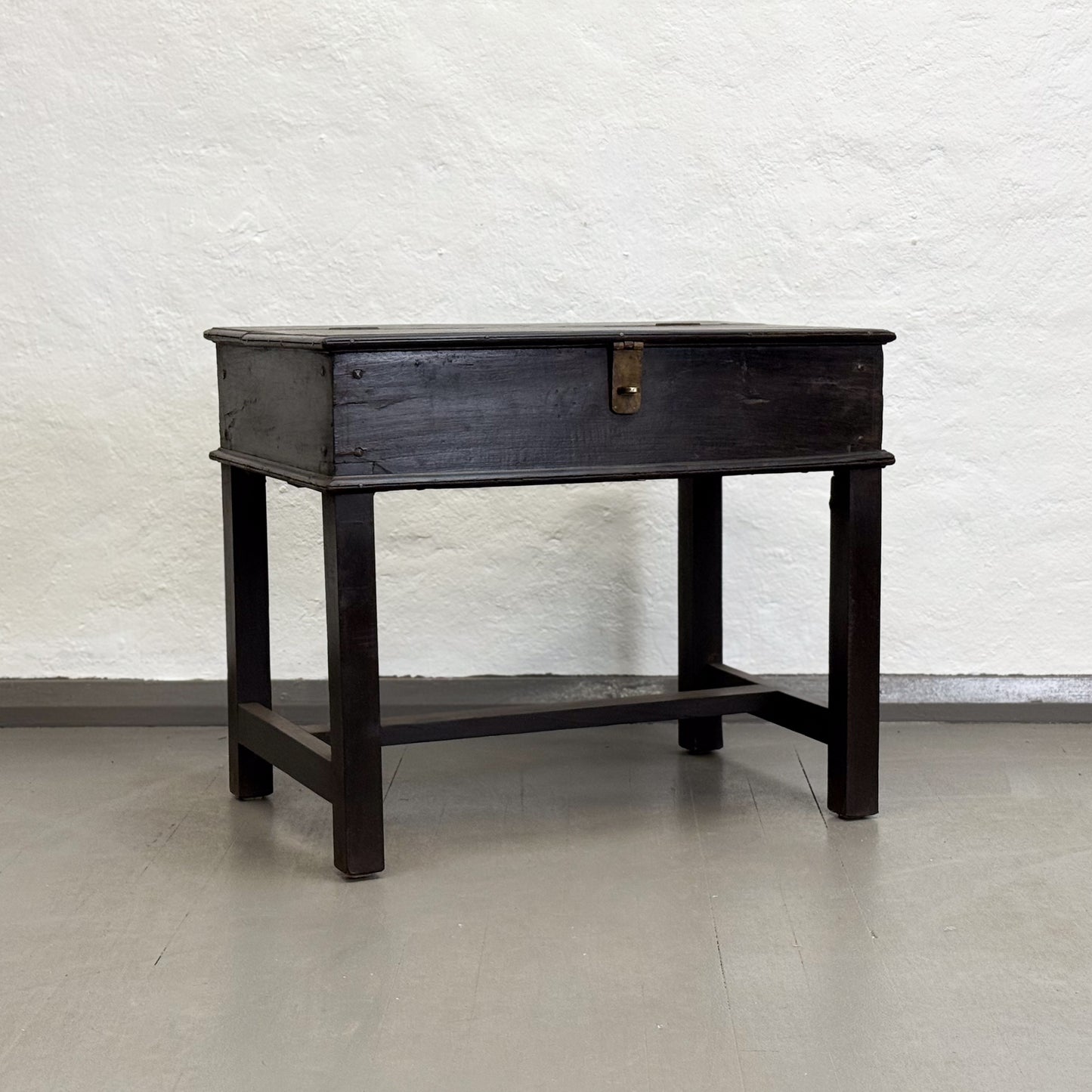 Lift Top Writing Table I