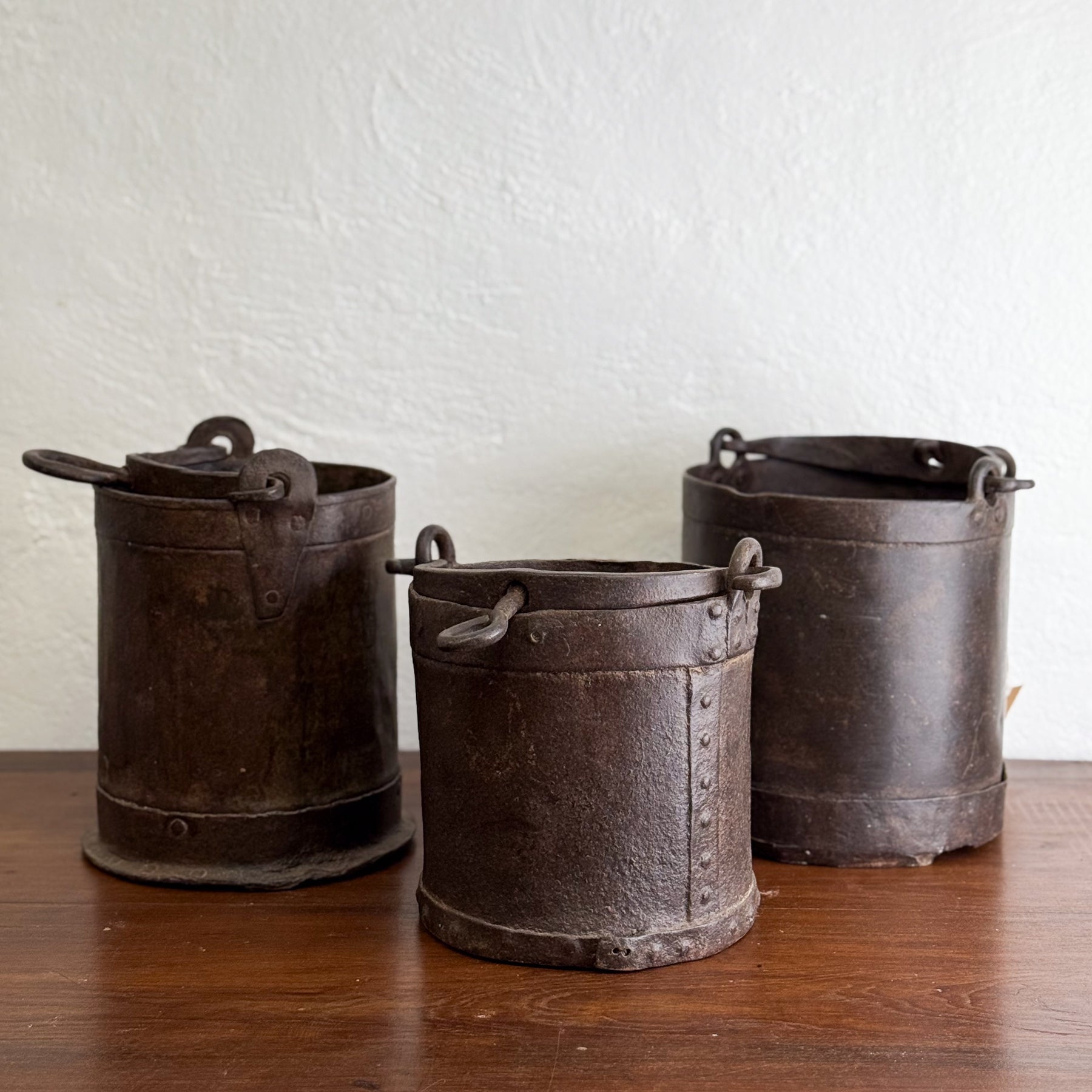 Shell Iron Bucket Rustic Iron Bucket – Orient House