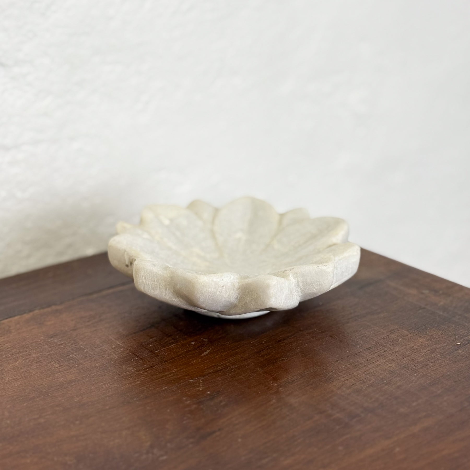 Small Marble Lotus Plate