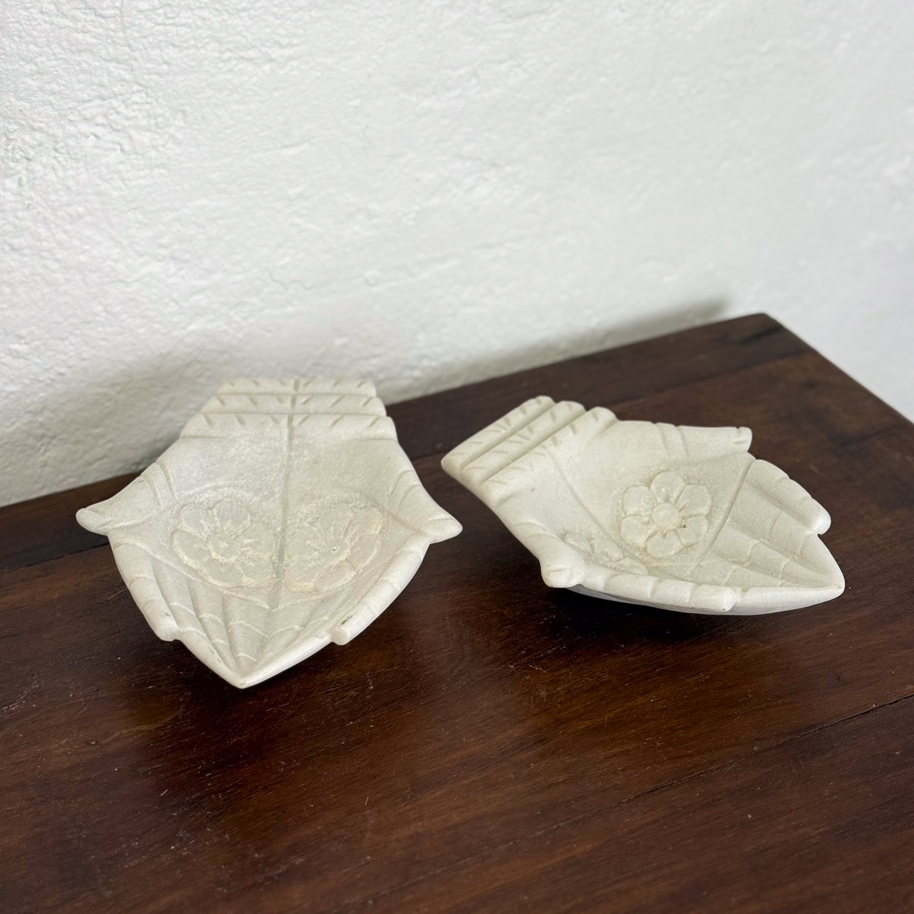 Marble Offering Hands Dish