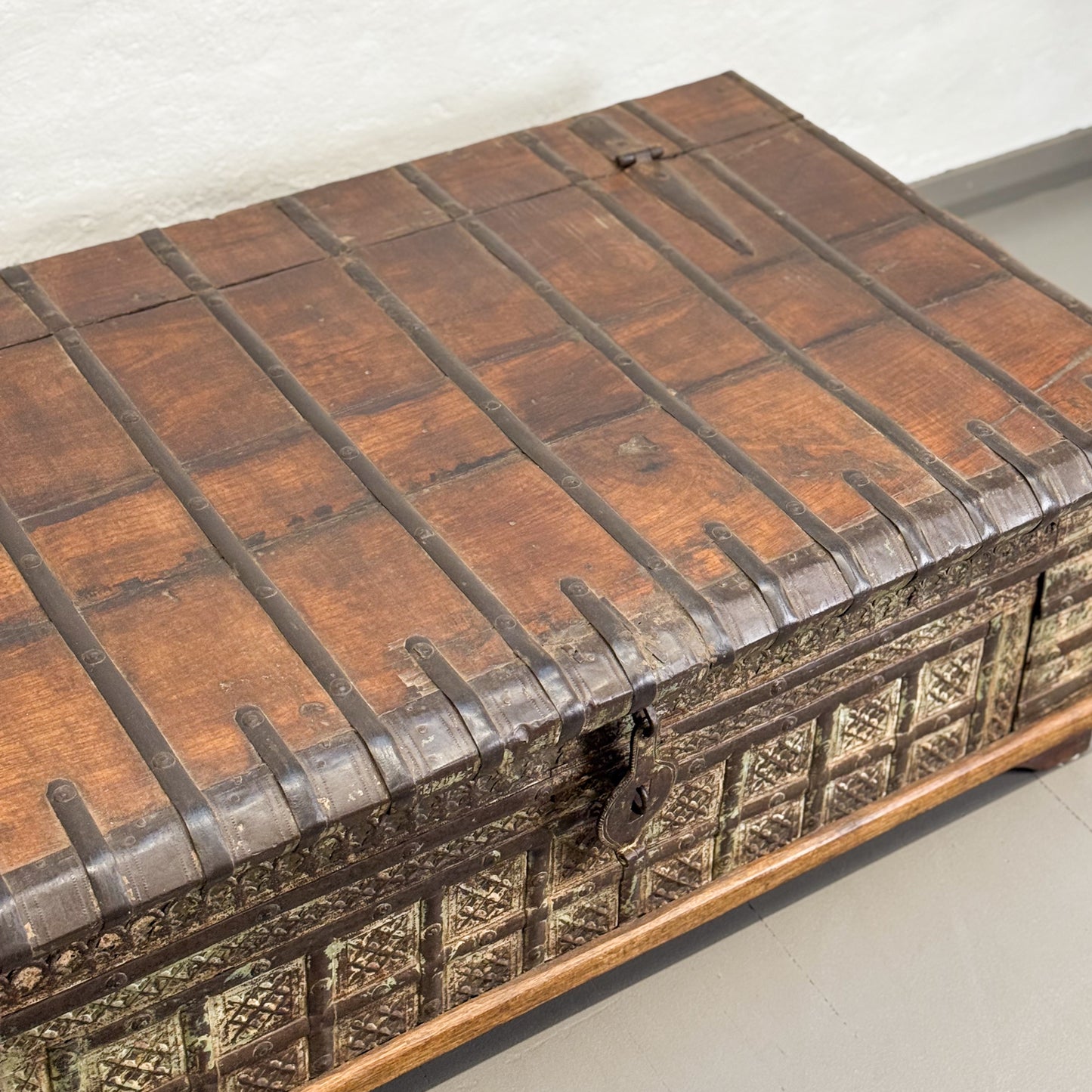Iron Embellished Coffee Box