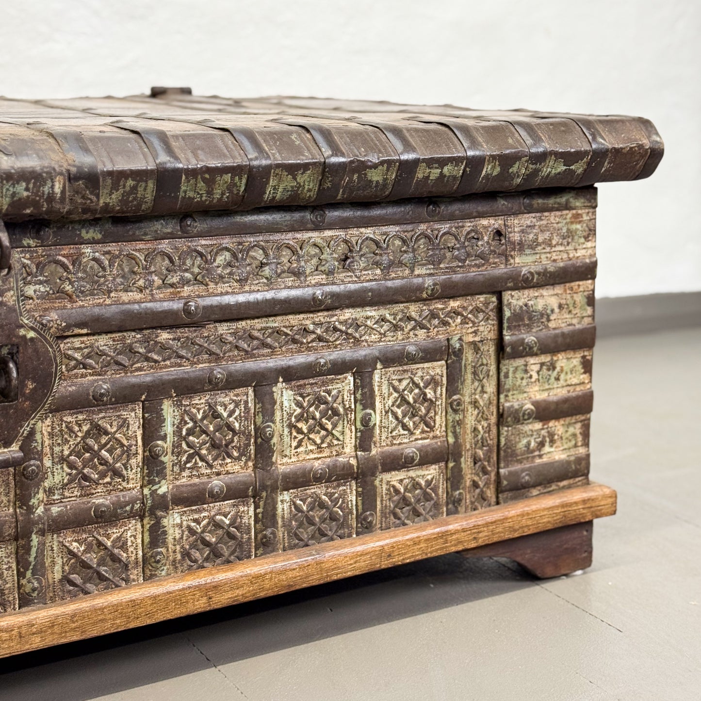 Iron Embellished Coffee Box