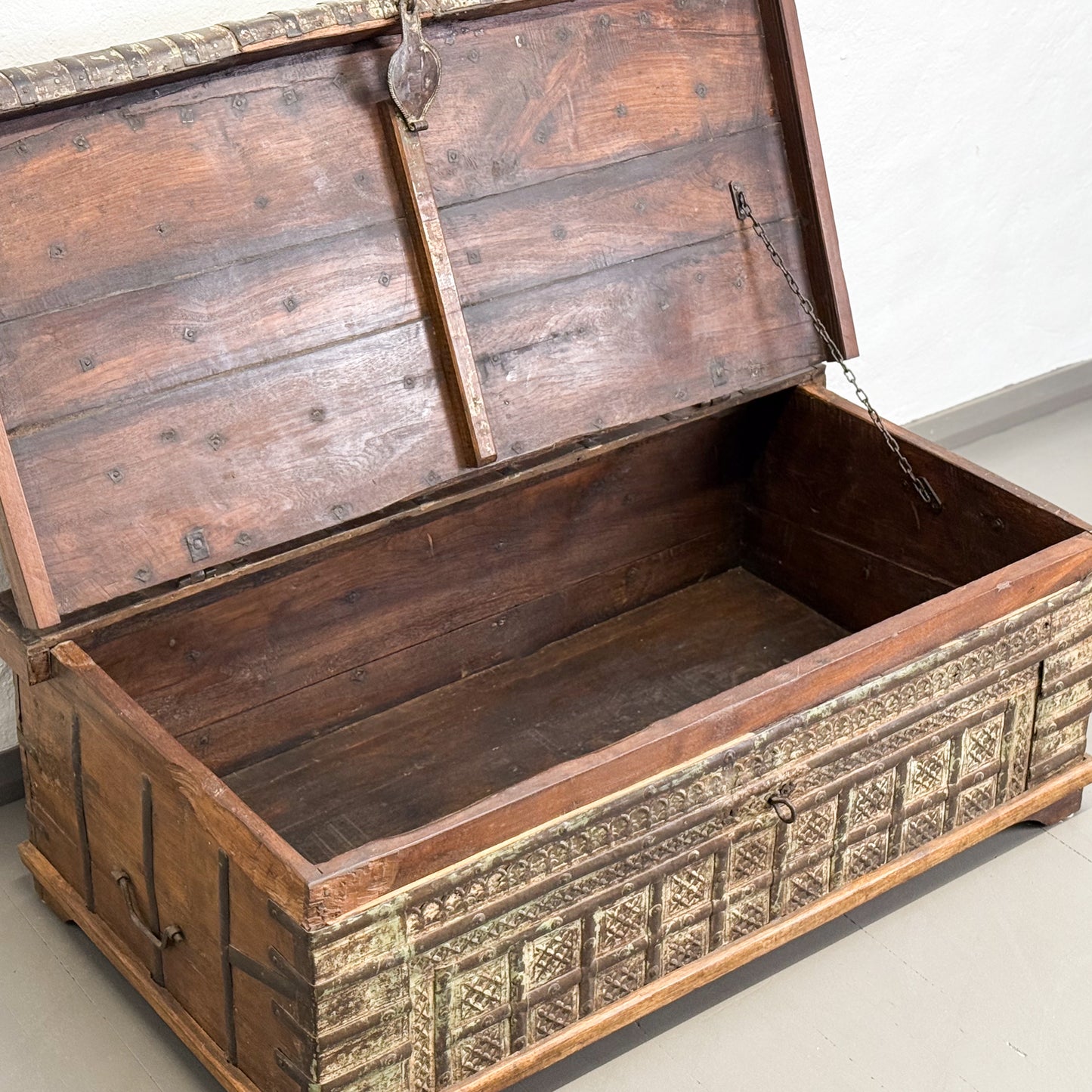 Iron Embellished Coffee Box