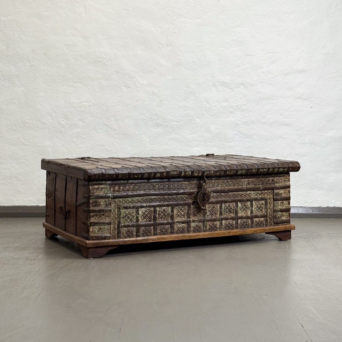 Iron Embellished Coffee Box