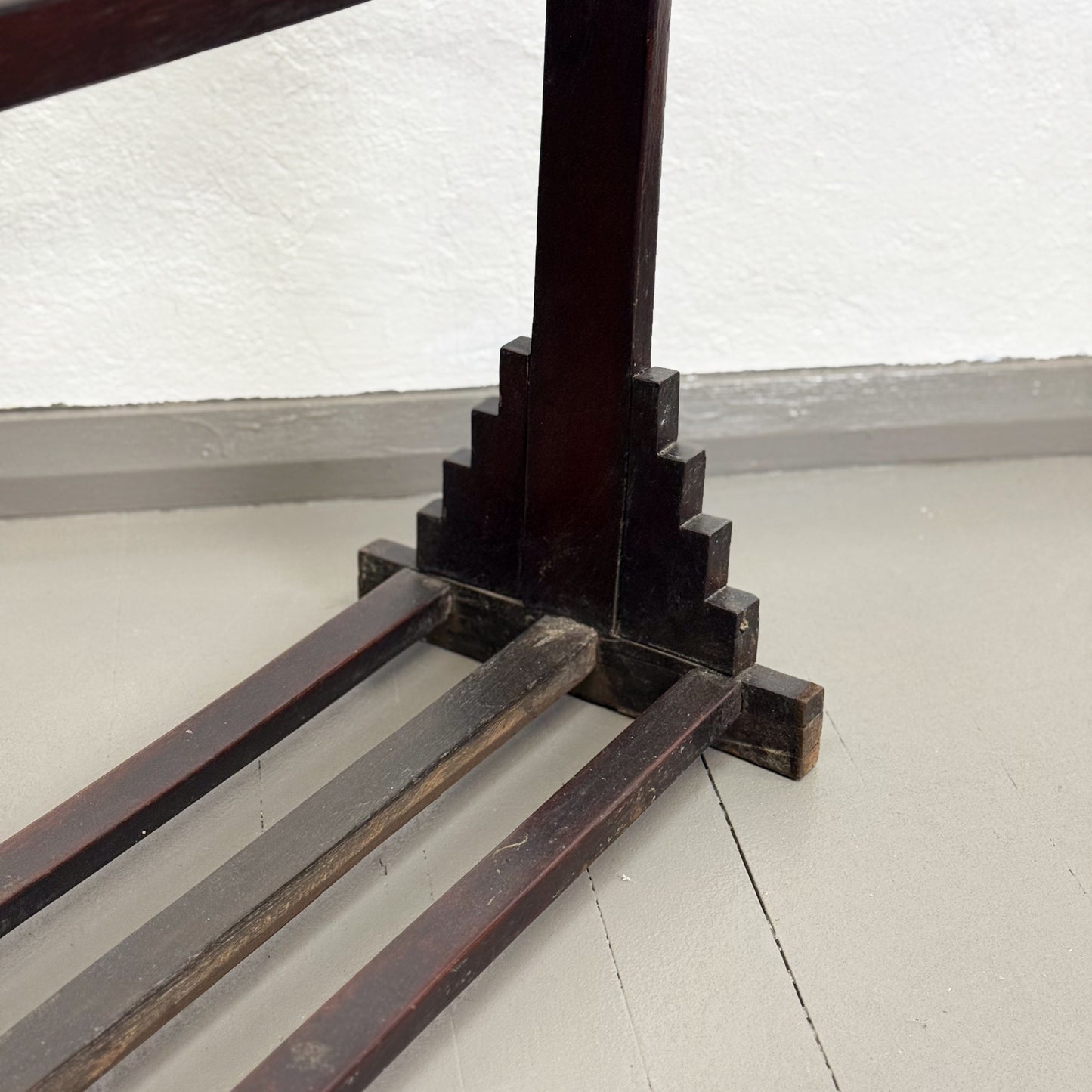 Timber Towel Rack