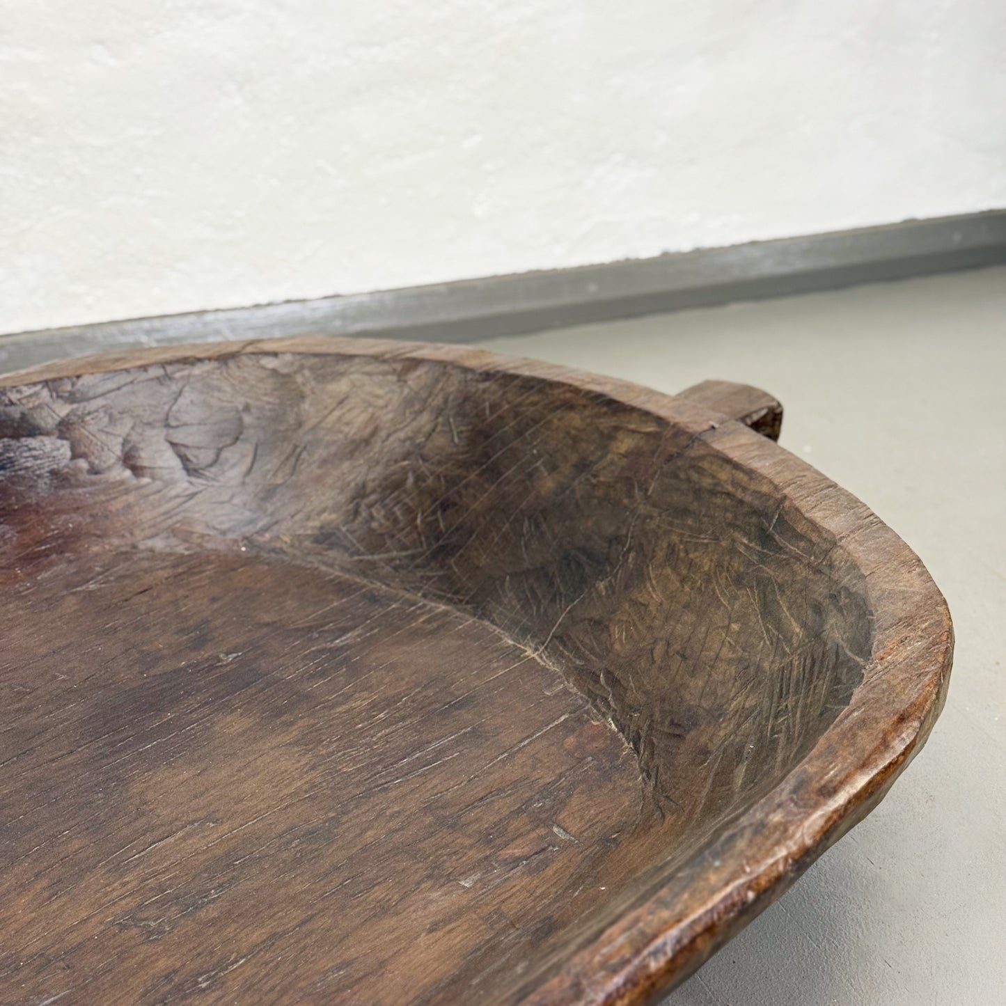 Naga Plate with Handle I