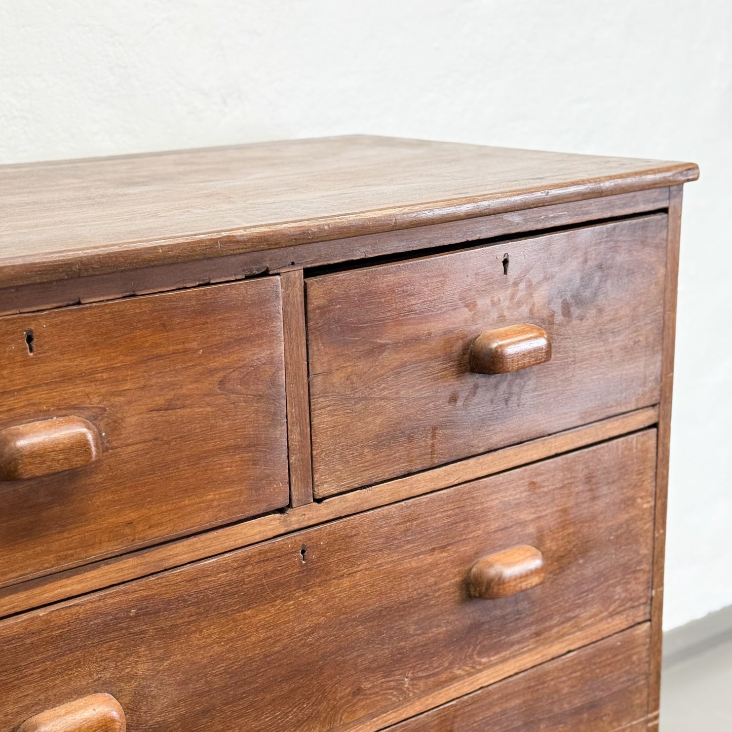 Vintage 5 Drawer Chest