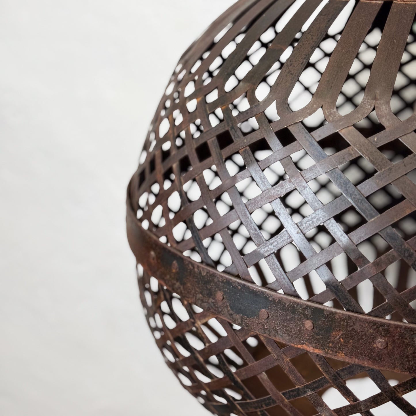 Round Banded Iron Pendant Light