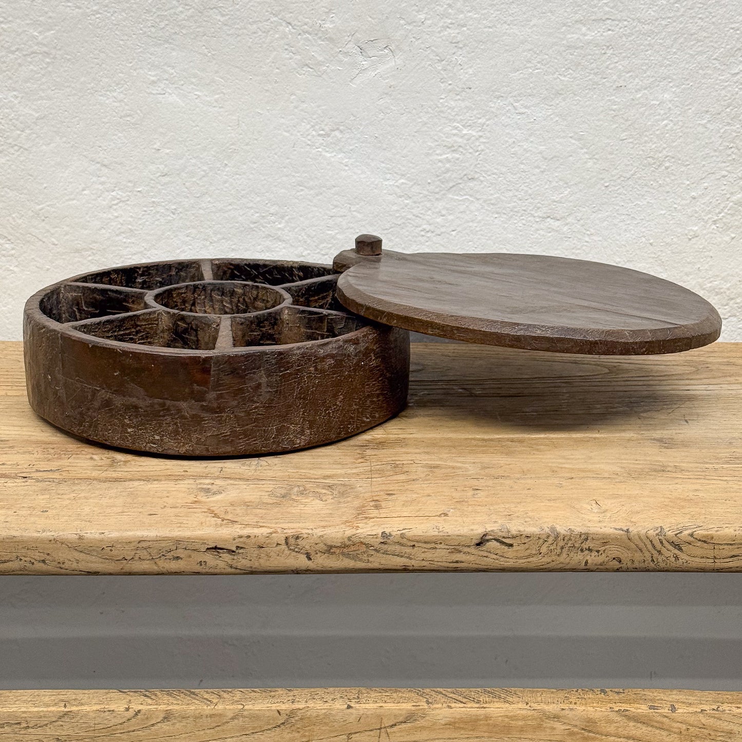 Round Spice Box