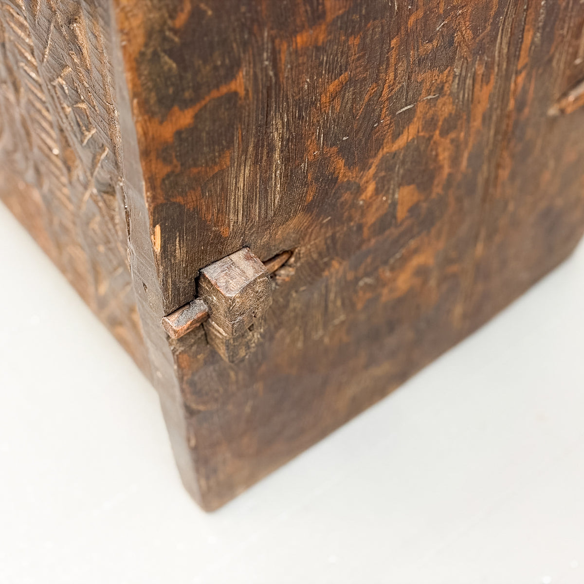 Naga Box