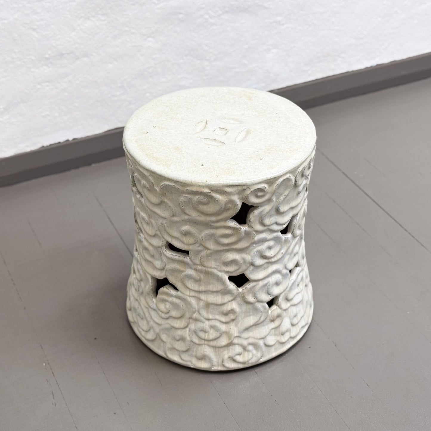 White Cloud Porcelain Stool