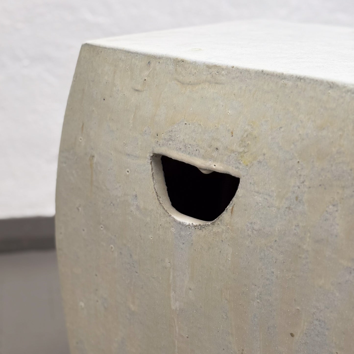 Simple White Porcelain Square Stool