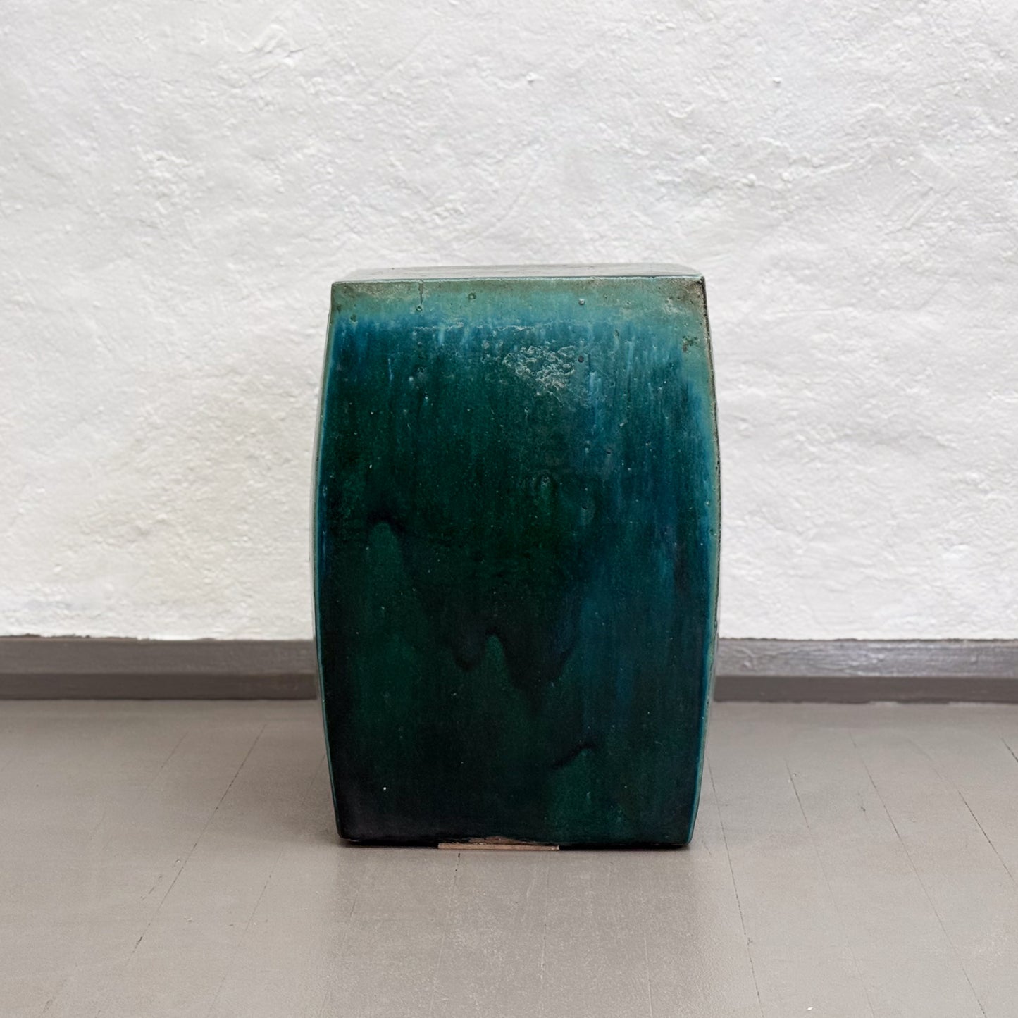 Simple Green Porcelain Square Stool