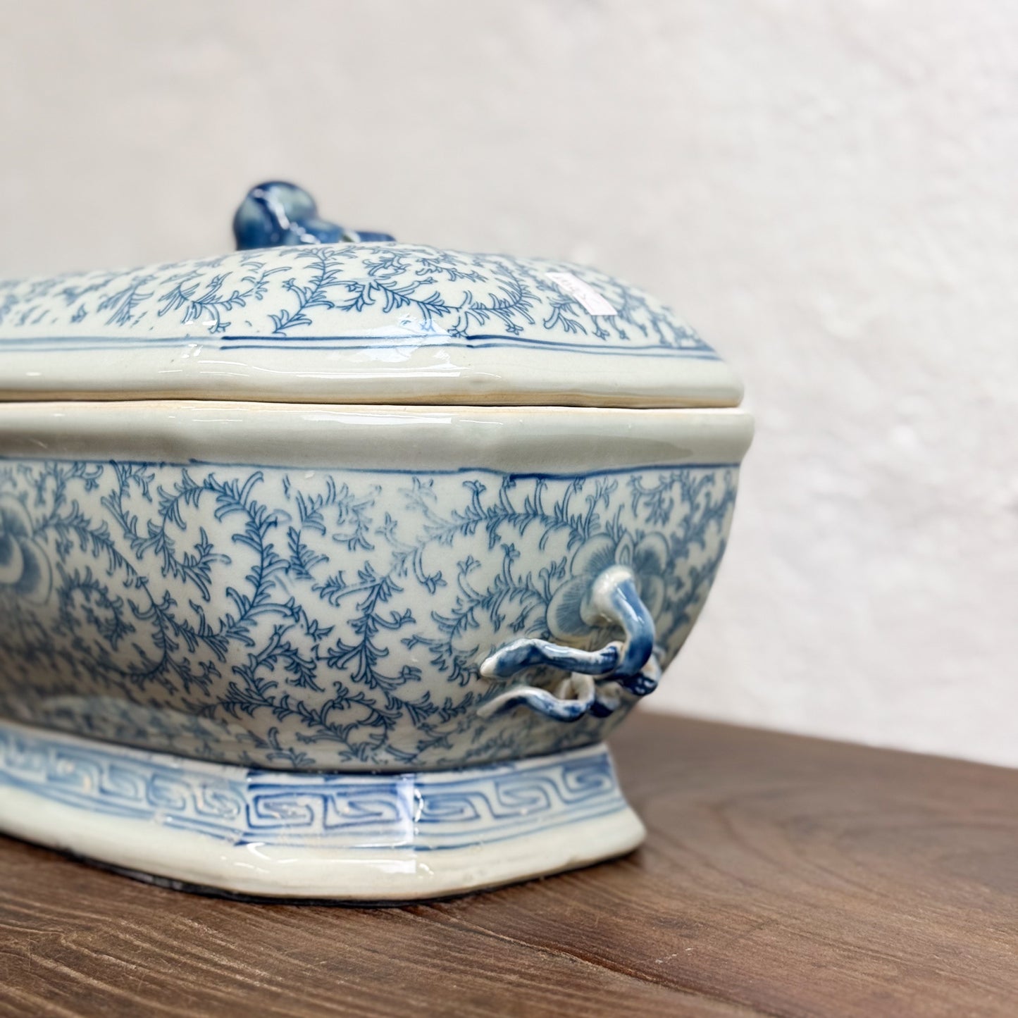 Sweet Pea Porcelain Food Container