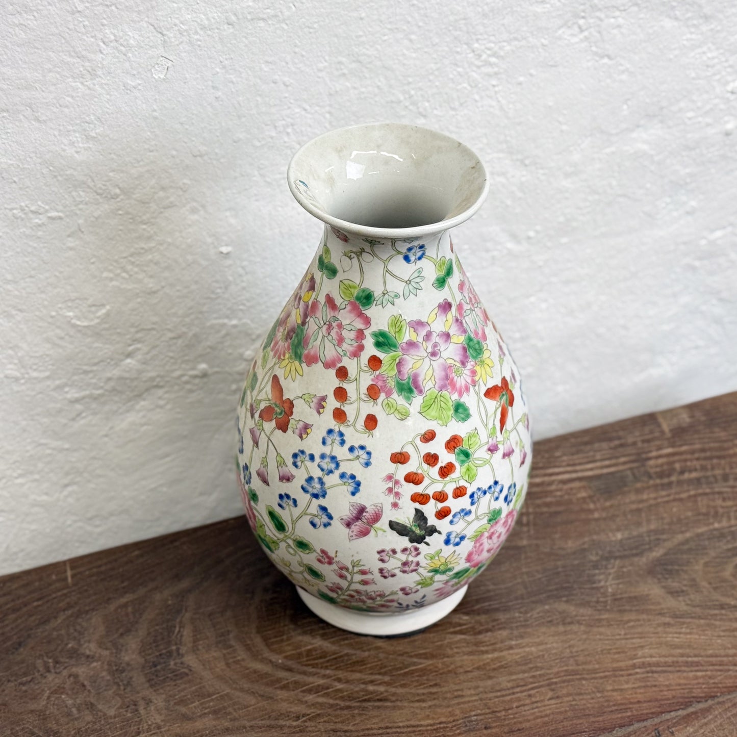 Spring Porcelain Rouleau Vase