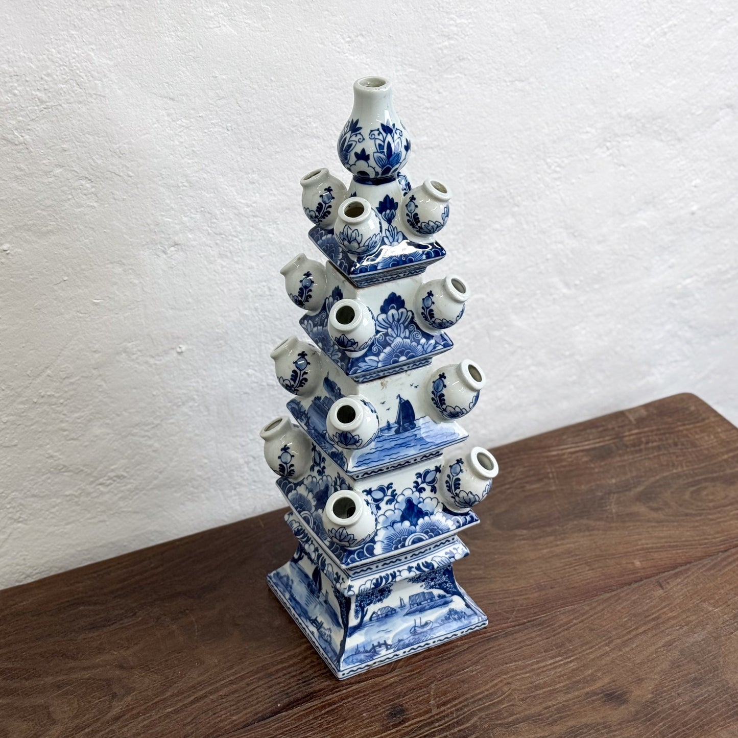 Porcelain Pagoda Tulip Vase I