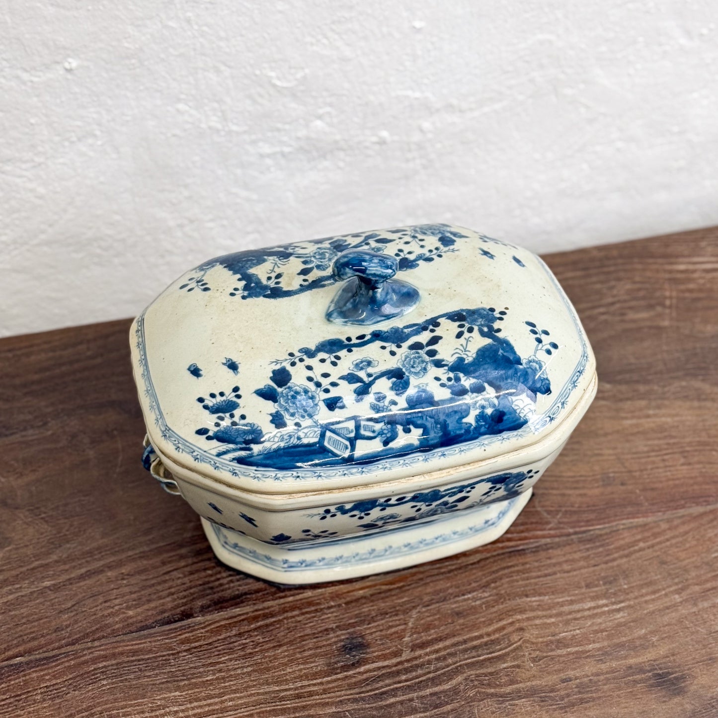 Peony Lidded Porcelain Dish