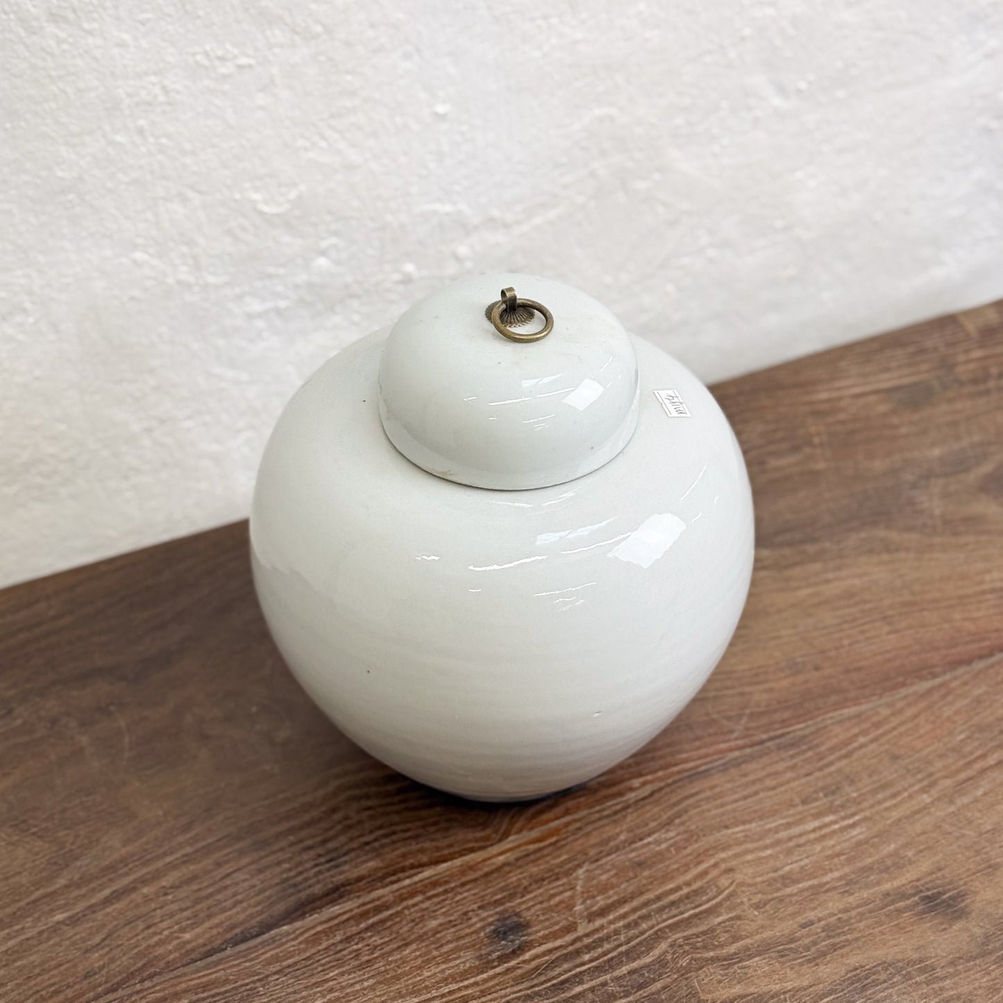 Simple Squat Porcelain Melon Jar