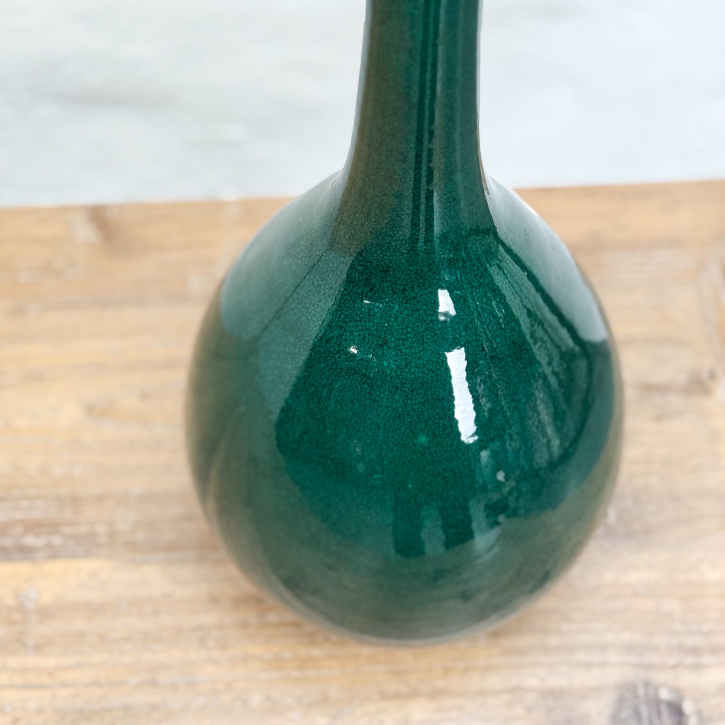 Simple Emerald Bulb Vase