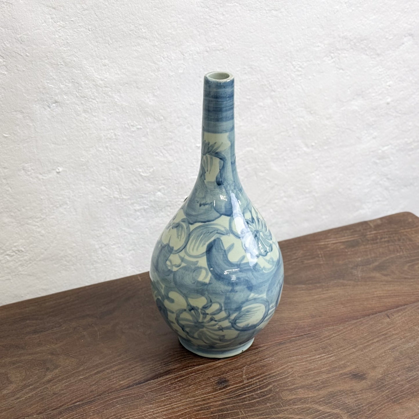 Korean Style Bulb Porcelain Vase