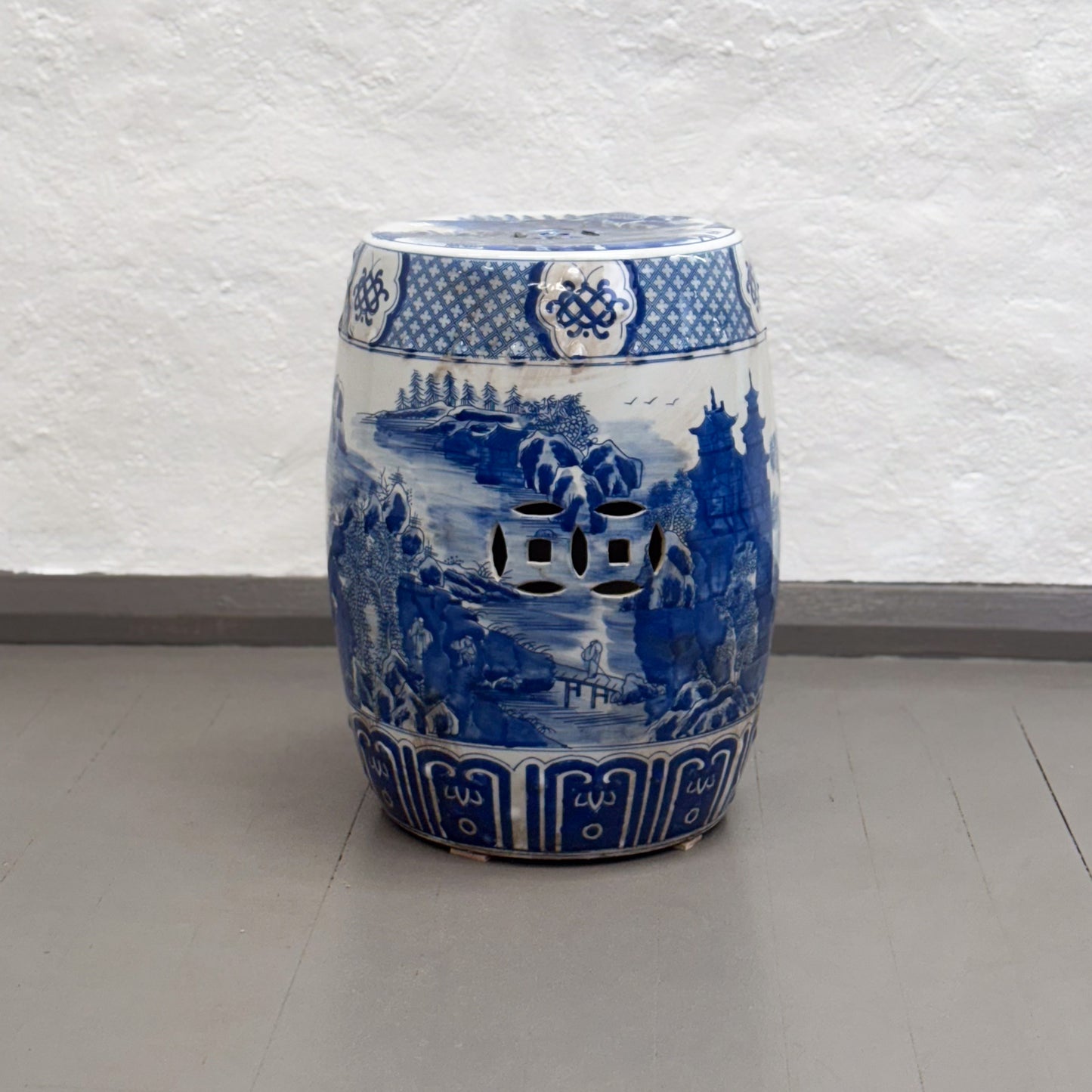 Village Scene Porcelain Drum Stool