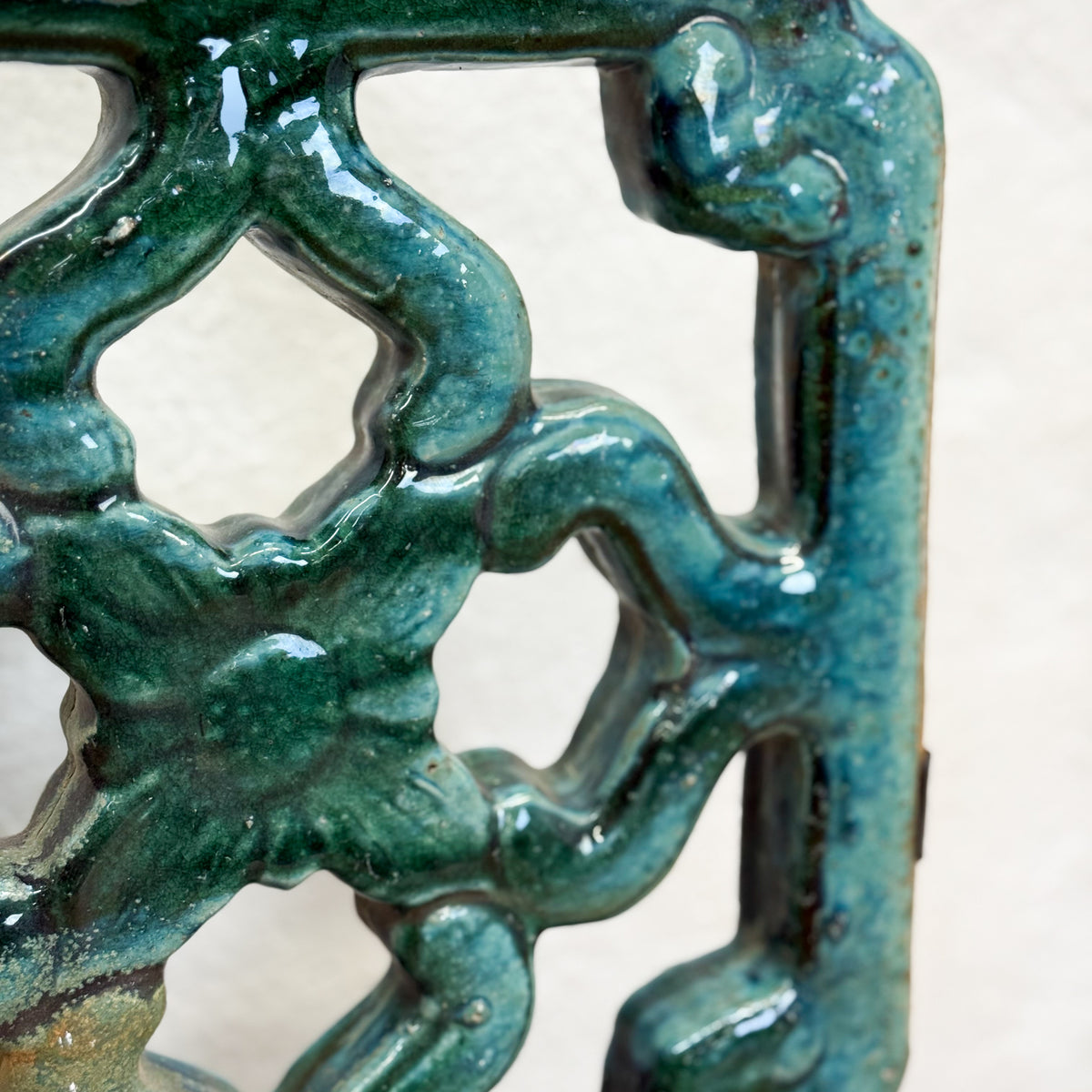 Patterned Tile Up Stand Ornamental Tile on Stand – Orient House