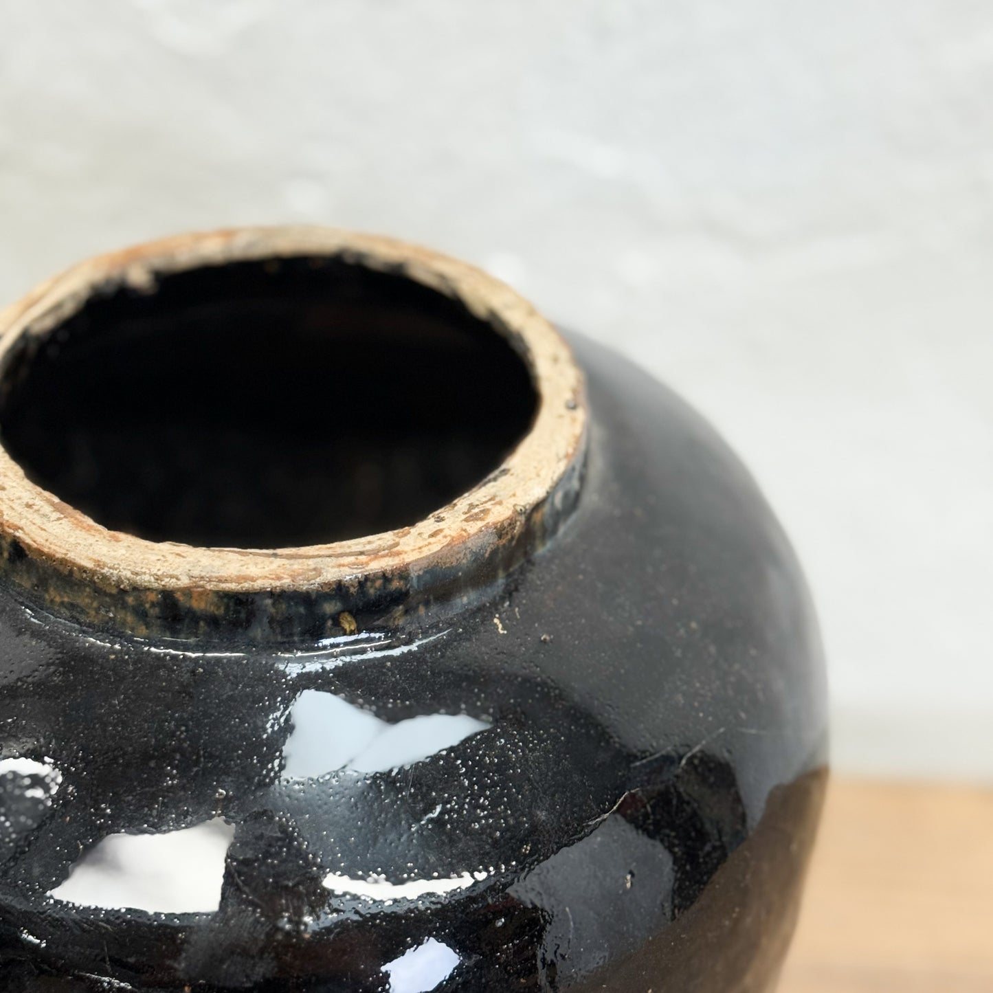 Shanxi Style Glazed Vase