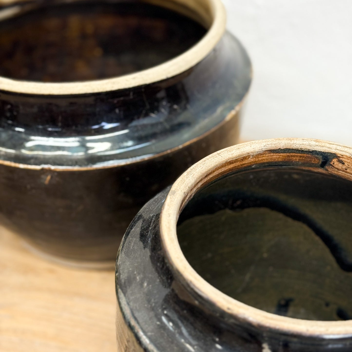 Squat Shanxi Style Glazed Pot