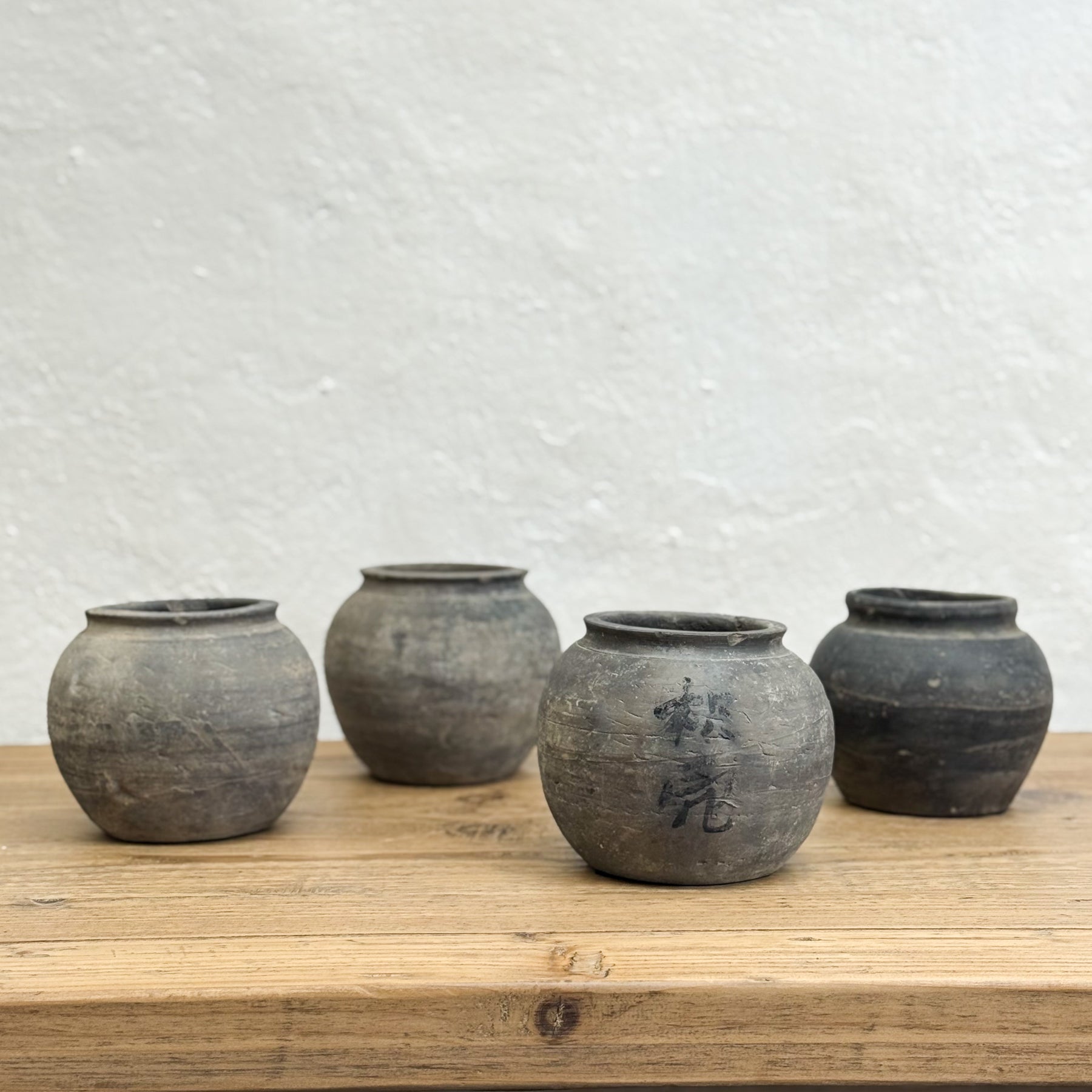 Small Simple Tofu Pot