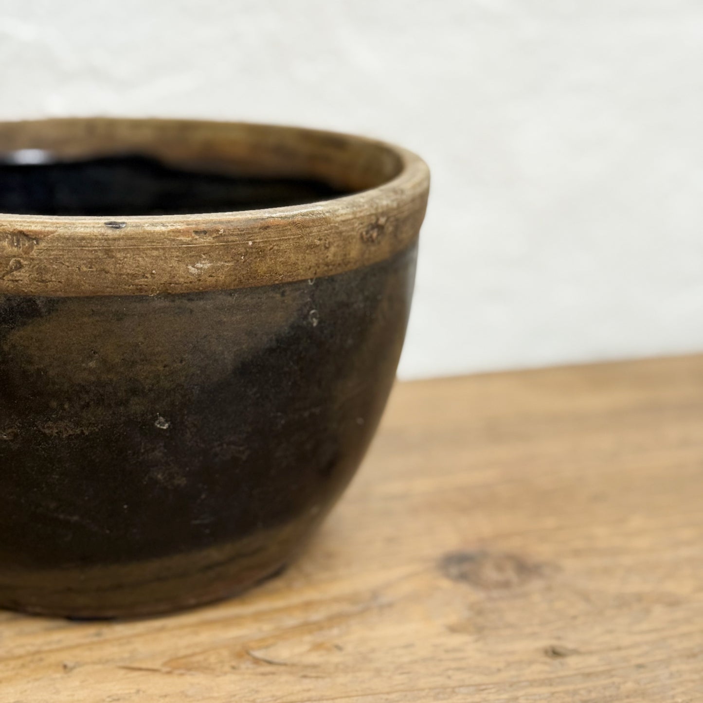 Small Shanxi Style Glazed Bowl