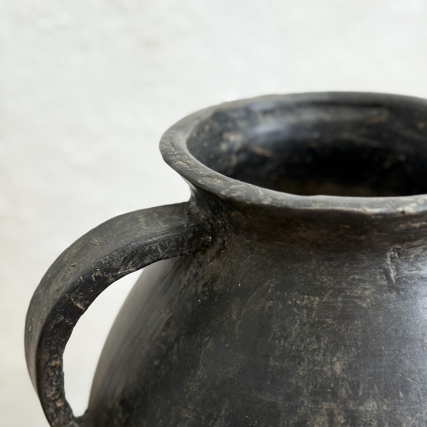 Unglazed Single Handle Pot