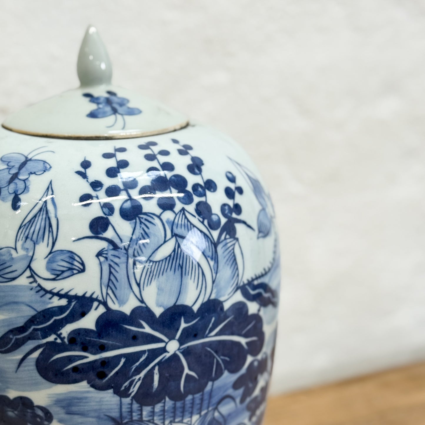 Peony Porcelain Melon Jar
