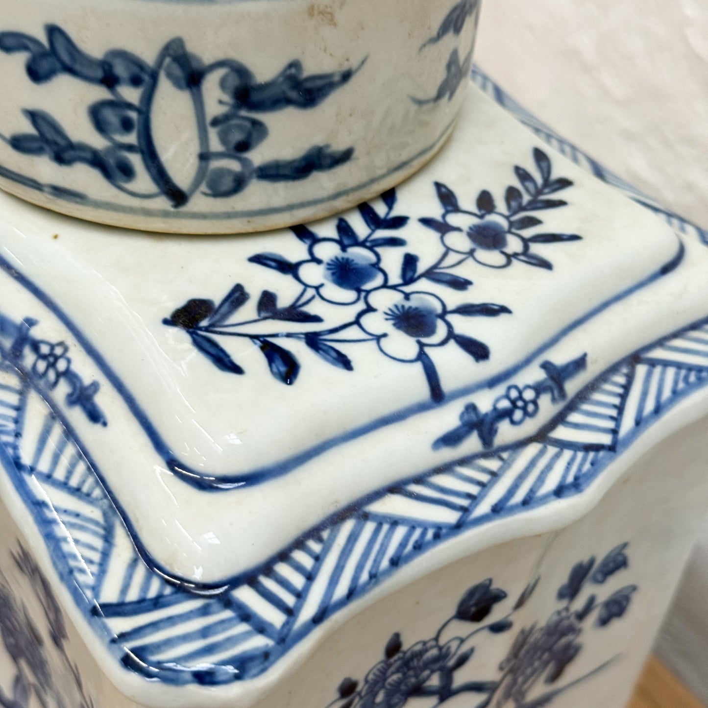 Bird Porcelain Cong Container II