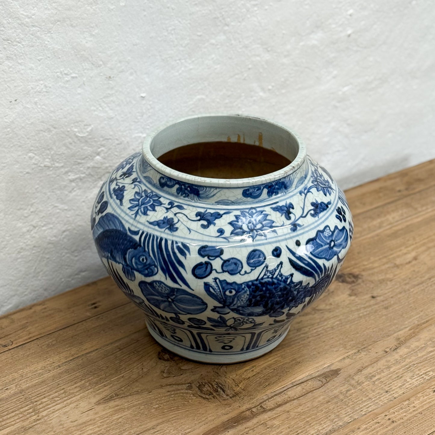 Fish Yuan Style Porcelain Vase