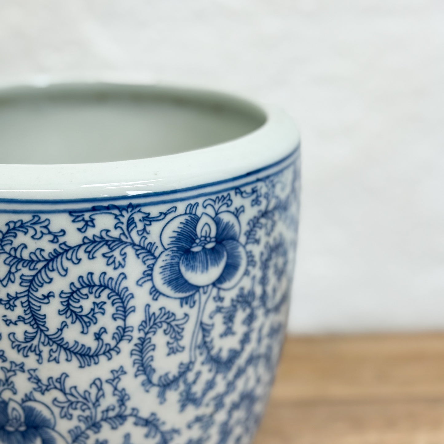 Sweet Pea Porcelain Planter