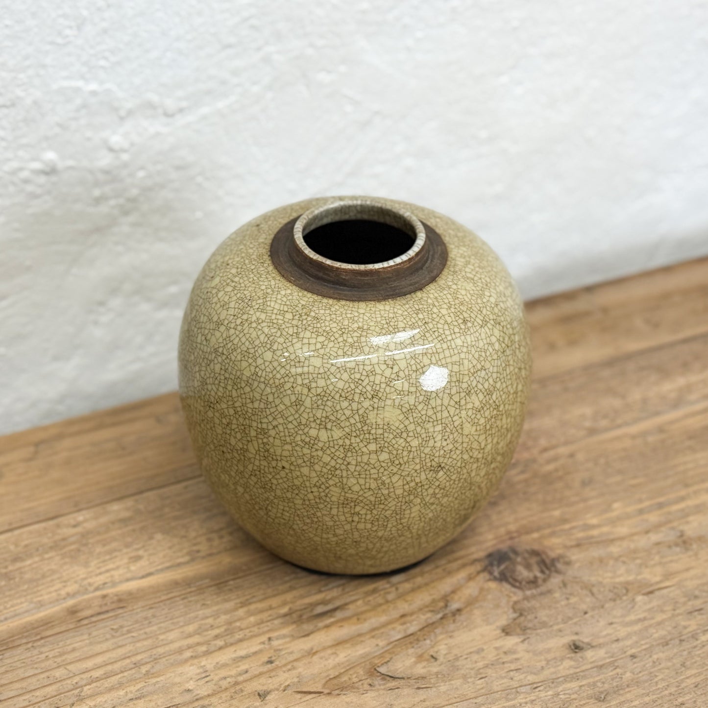 Beige Crazed Ginger Jar