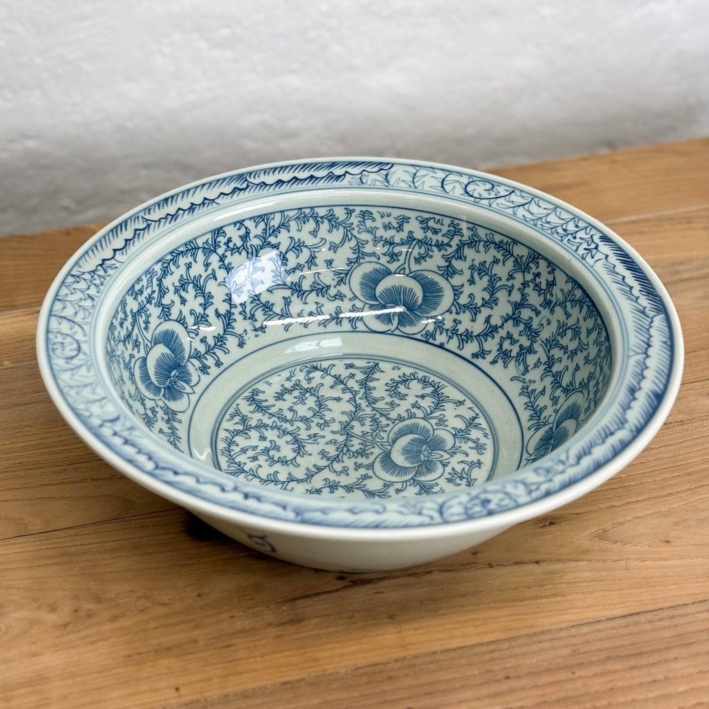 Sweet Pea Vine Porcelain Bowl