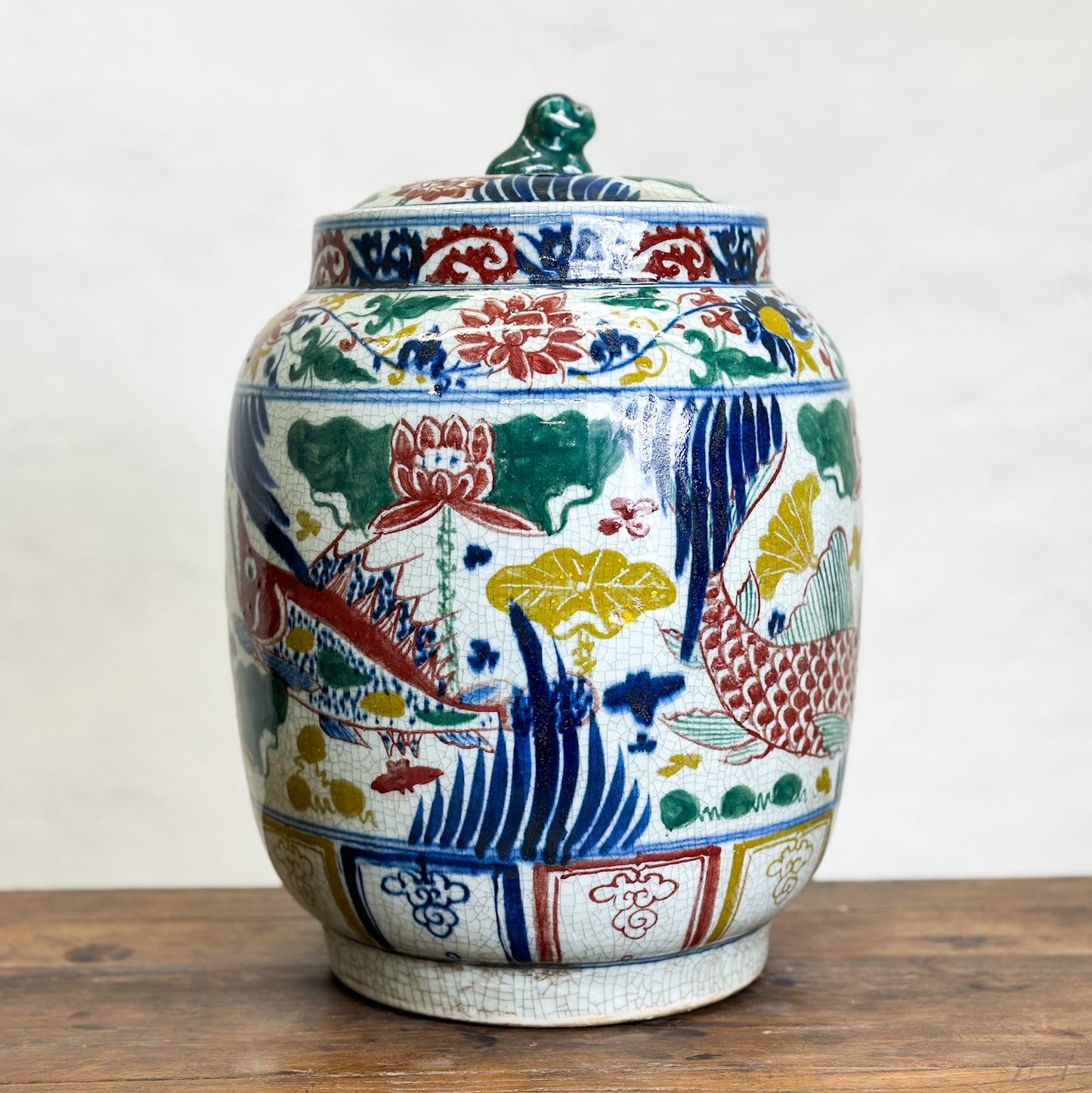 Multicolour Fish Porcelain Melon Jar