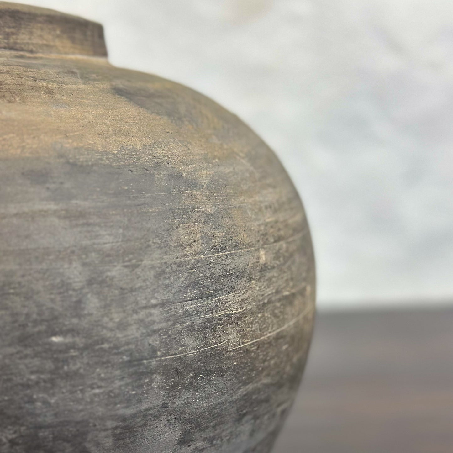 Round Squat Earthenware Vase