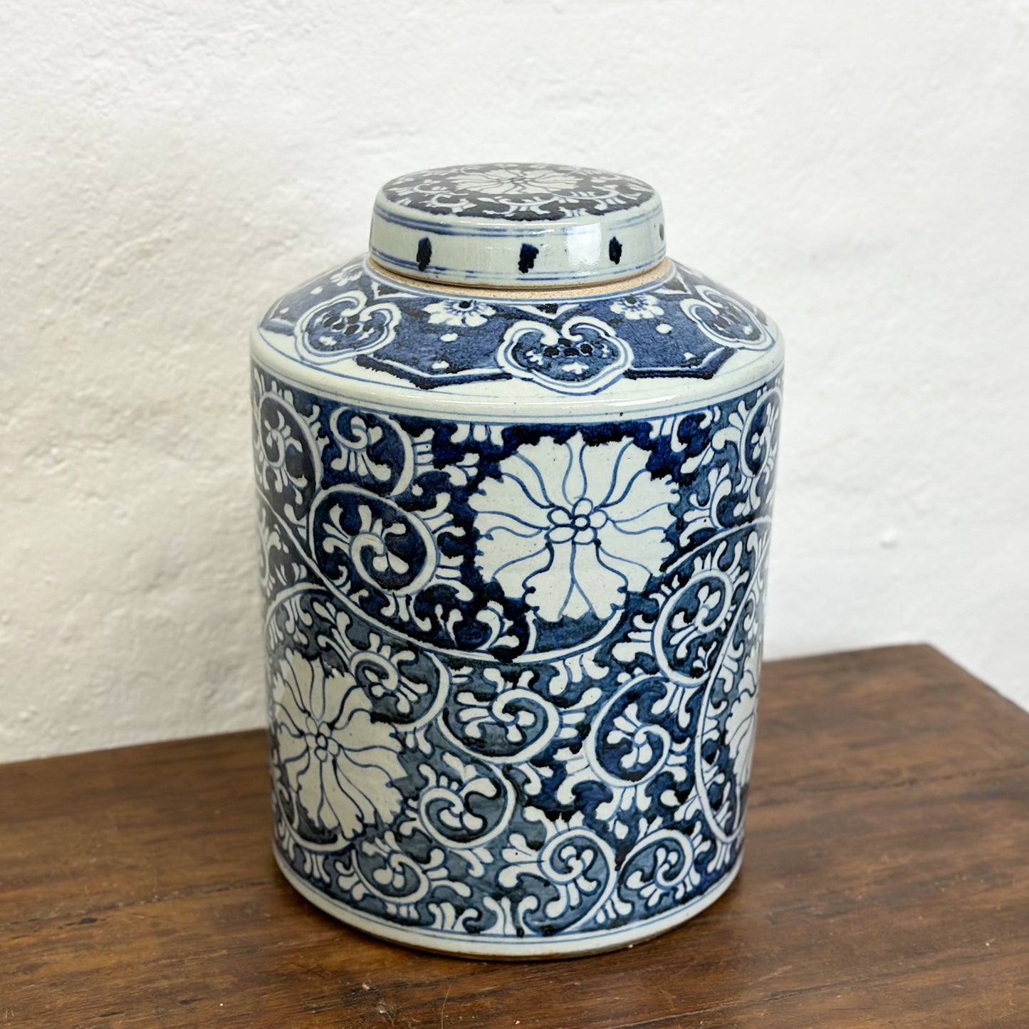 Chrysanthemum Porcelain Container