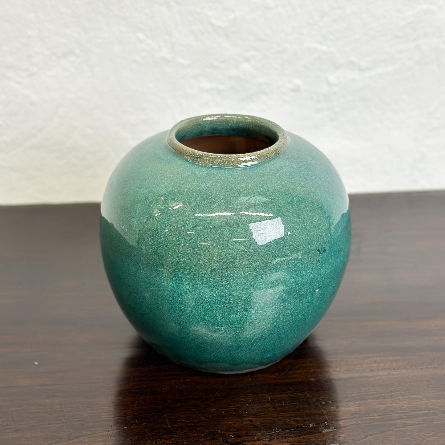 Simple Round Vase